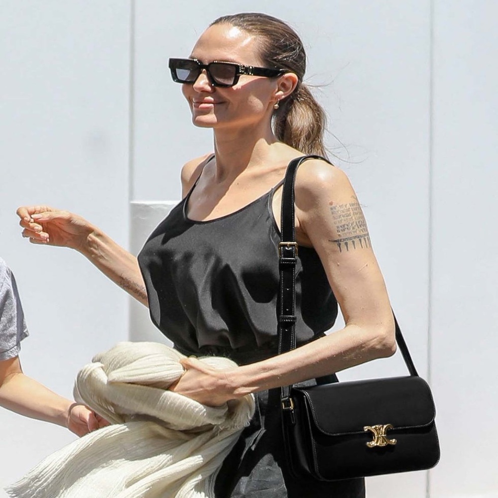 CELINE CLASSIQUE TRIOMPHE BAG IN SHINY CALFSKIN